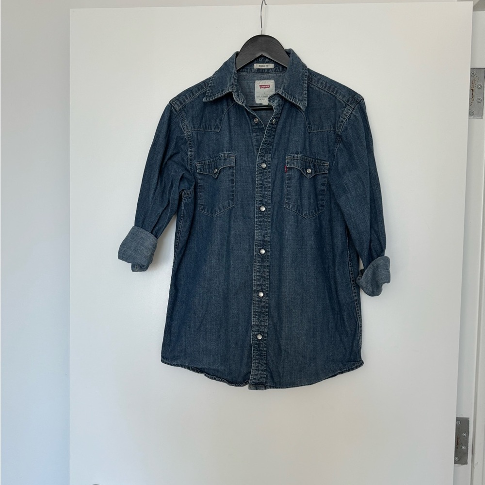 Levi’s Regular Fit Snap Button Down Shirt